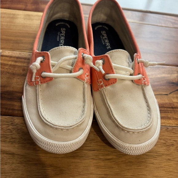 Sperry 2-eye lacing boat shoes Coral and Cream size 7.5 - Picture 2 of 8